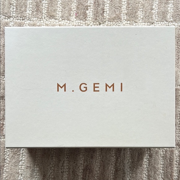 M. Gemi Elegant Women's Suede Loafers - Picture 6 of 6